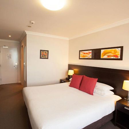 Wine Country Motor Inn Сесснок Екстер'єр фото